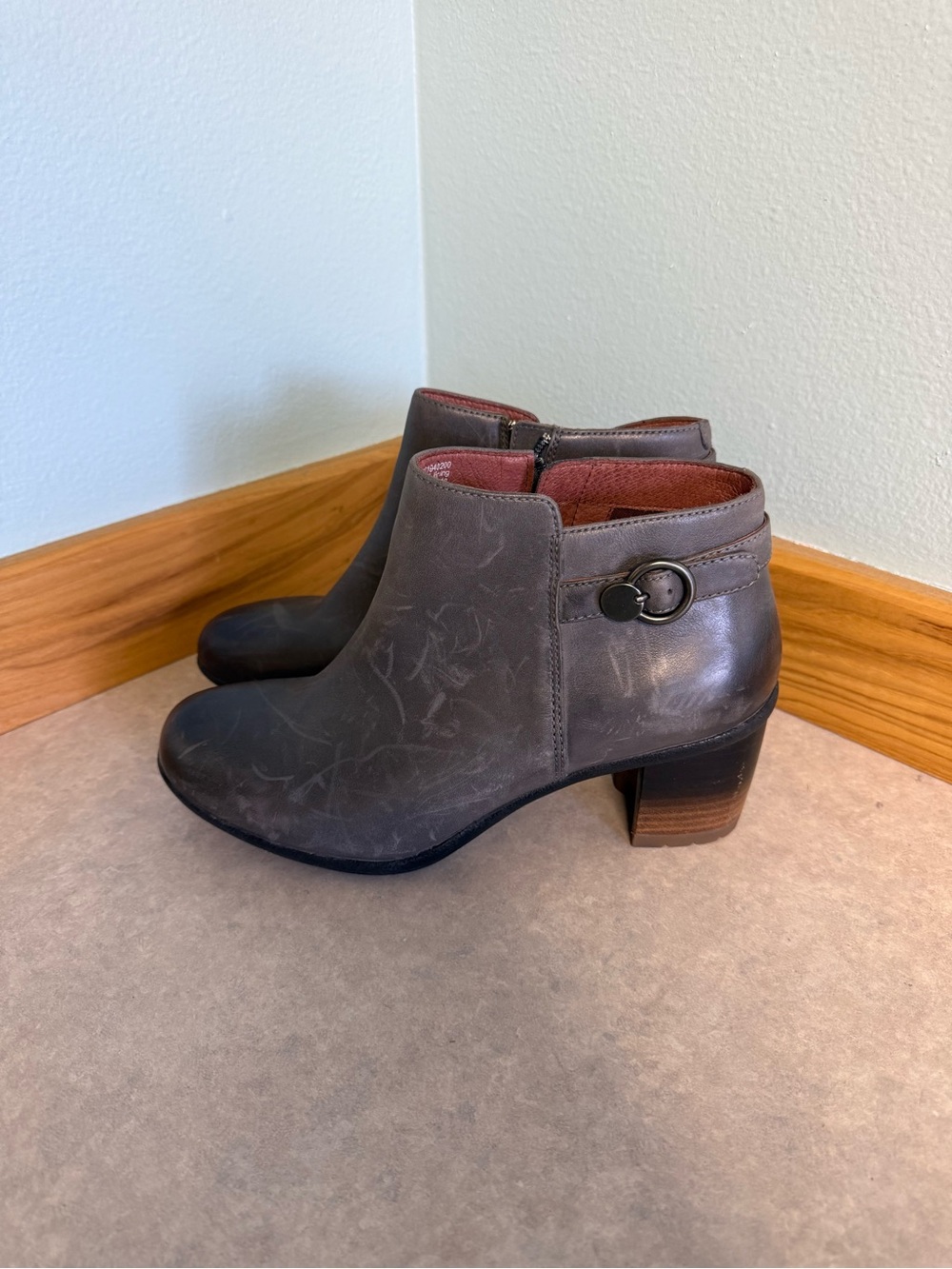 Dansko Leather Ankle Boots 38 Gray Brown Waterproof NWT